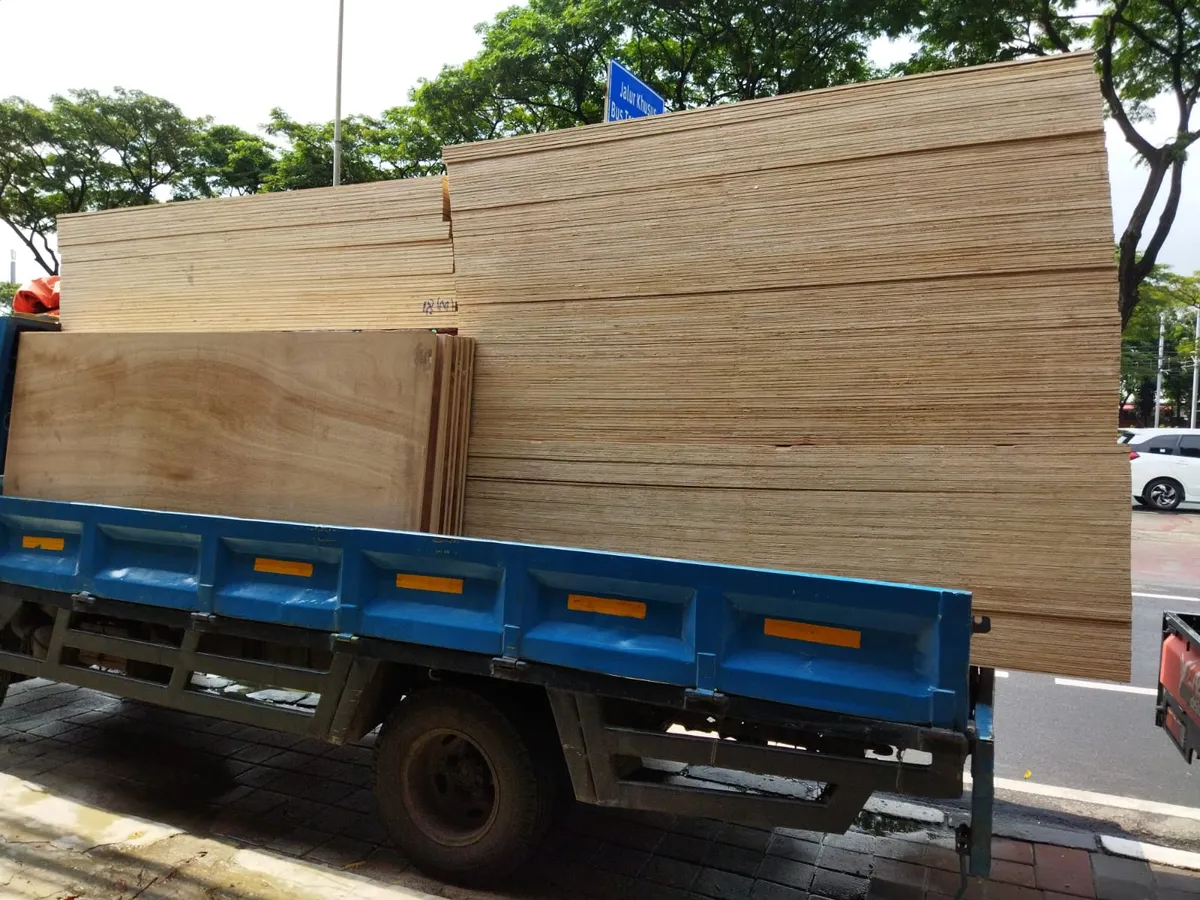 Triplek Cor/Multiplek 9mm MC Ukuran 4x8F (toleransi 0-1mm)